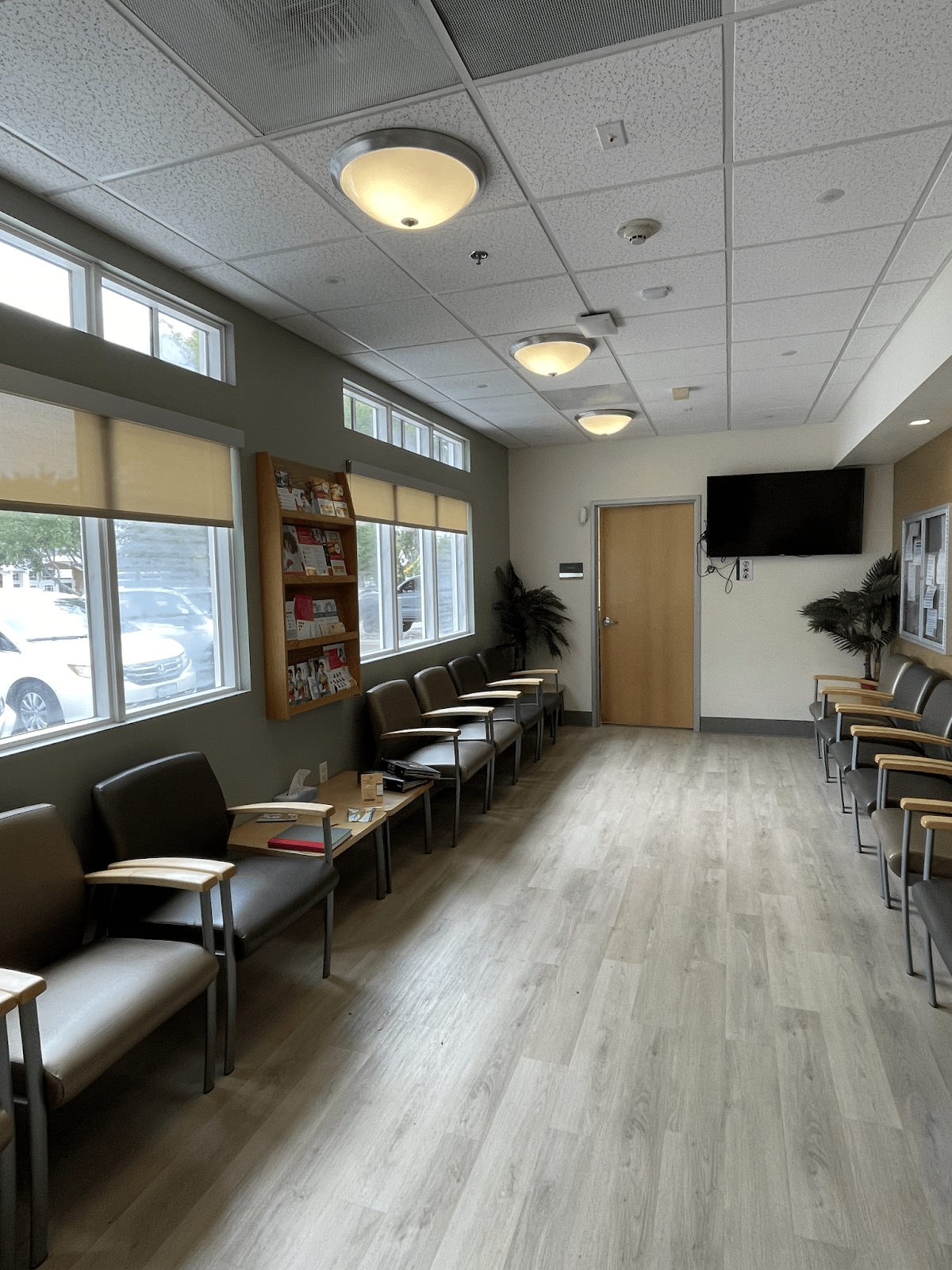 An image of the waiting room at our Carlsbad site, one of the many reasons to work at TrueCare Carlsbad.